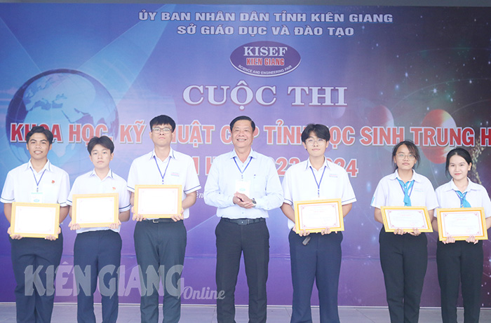 71 dự án đoạt giải cuộc thi khoa học - kỹ thuật cấp tỉnh học sinh trung học
